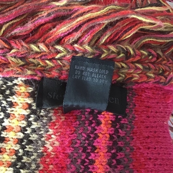 Steve Madden Long Knit Fringed Neck Scarf Muffler Acrylic Boho Pink Red Multi - Picture 9 of 16